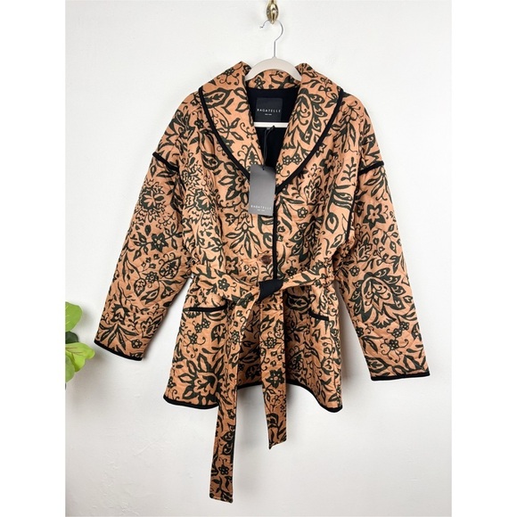 NWT Bagatelle Quilted Floral Tie Waist Jacket Sz M - Picture 1 of 12